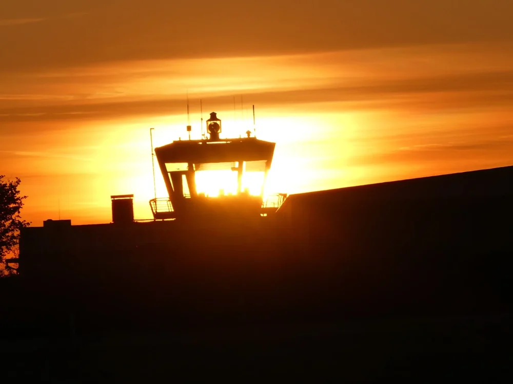 Flugplatz Loemühle Sonnenuntergang Nah